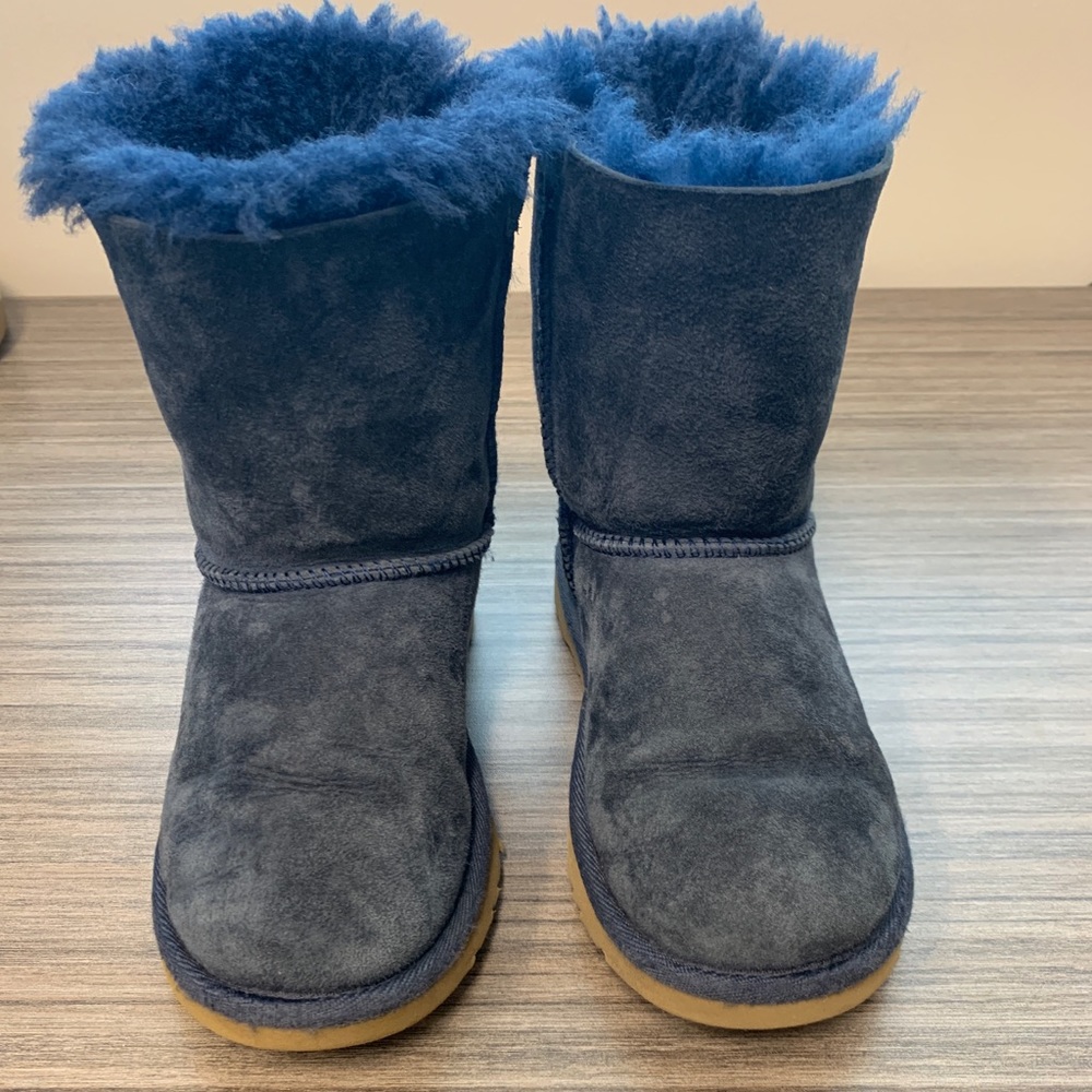 Girls UGGS navy blue bailey bow